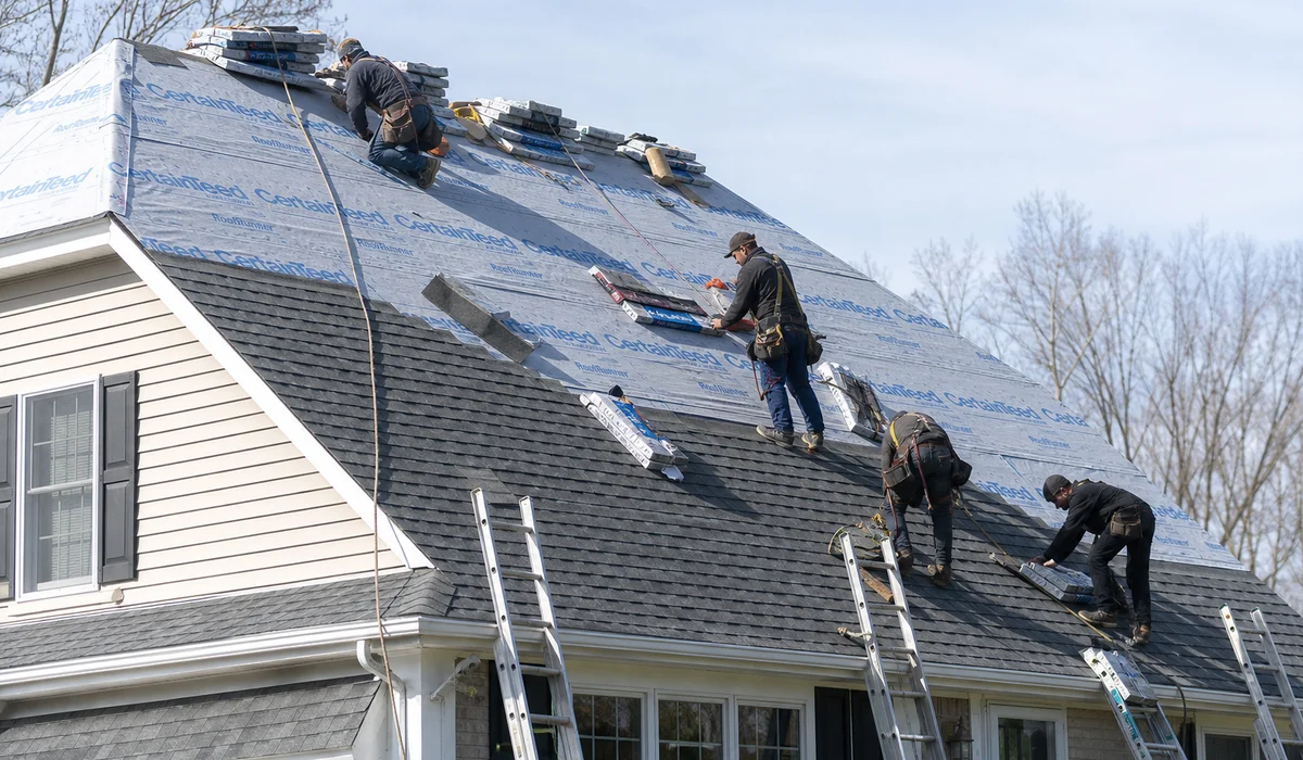 GAF-certified installation in progress in Hartford County
