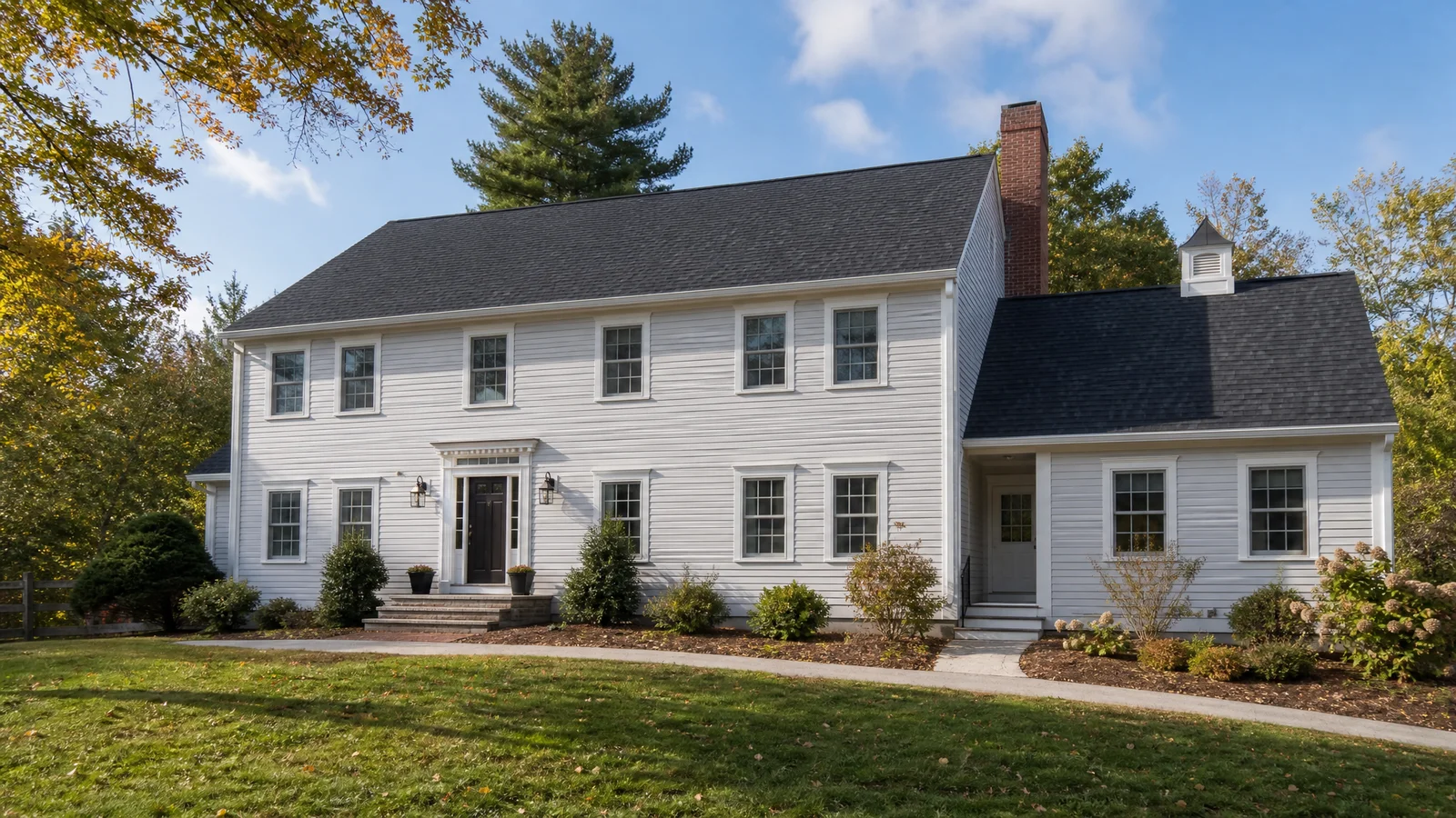 New architectural shingle roof on a CT home